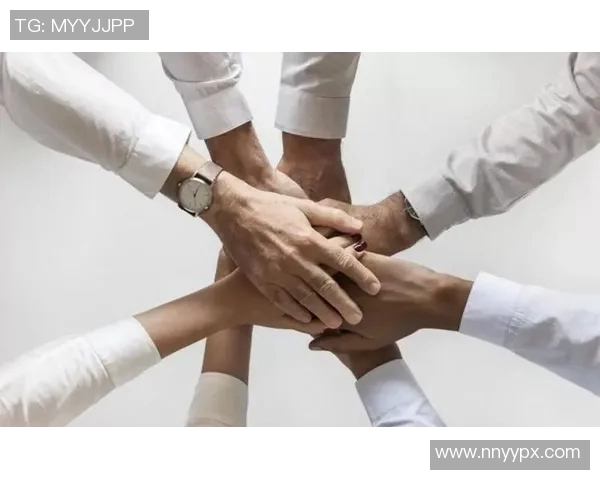 杭州篮球队团队协作的力量与魅力探讨共同成就辉煌赛季的背后故事