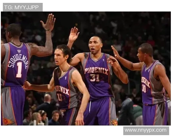 厄德高引领新风潮助力球队崛起展现年轻球员的无限潜力与激情 厄德高引领新风潮助力球队崛起展现年轻球员的无限潜力与激情