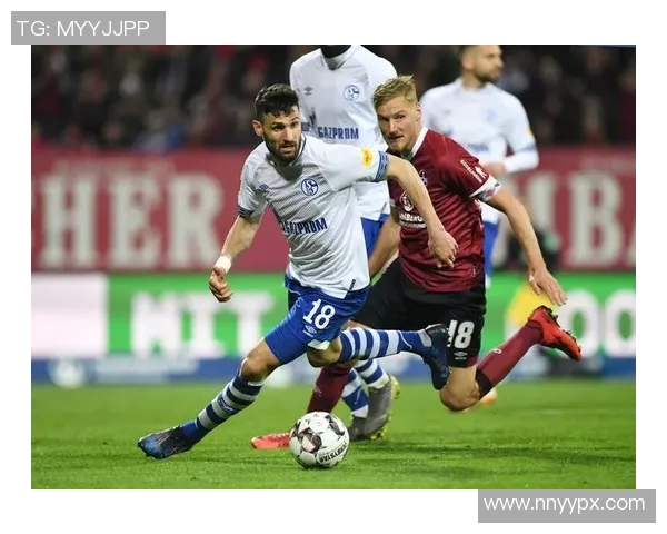 沙克尔04与弗赖堡激战正酣谁能在德甲赛场上笑到最后