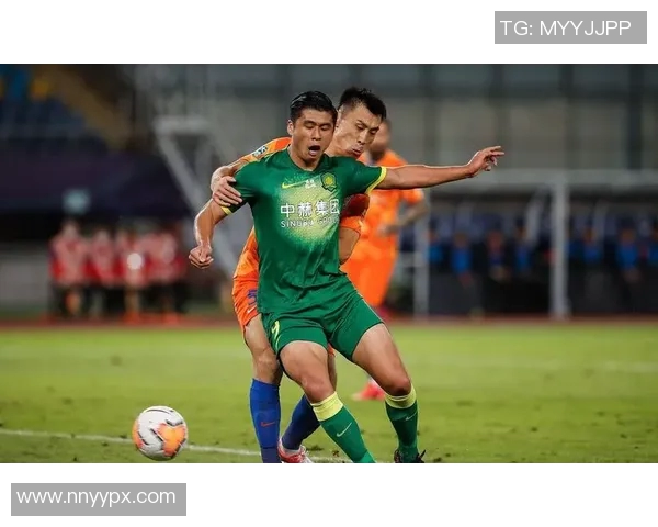 费耶诺德与旷工激战正酣球迷期待精彩对决与精彩进球 费耶诺德与旷工激战正酣球迷期待精彩对决与精彩进球