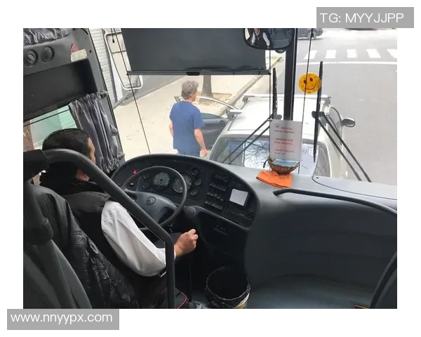 加莱诺的艺术世界探索与其对现代文化的深远影响分析 加莱诺的艺术世界探索与其对现代文化的深远影响分析