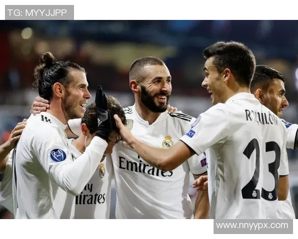 加拉塔萨雷主场迎战皇家马德里期待精彩对决与历史交锋的重温 加拉塔萨雷主场迎战皇家马德里期待精彩对决与历史交锋的重温