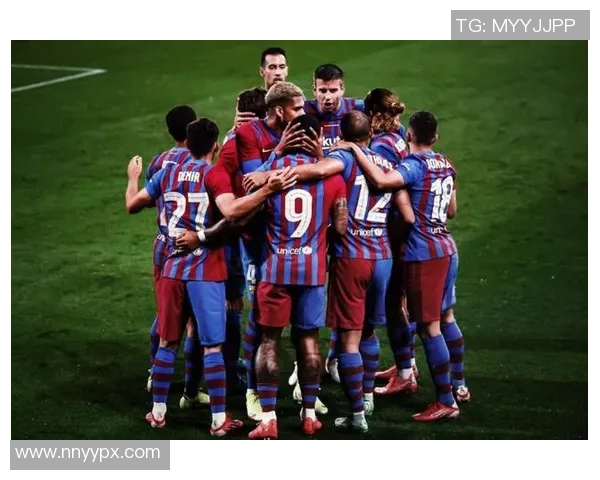 辽宁宏运迎战青岛队全力争胜期待精彩对决与球迷共庆足球盛宴